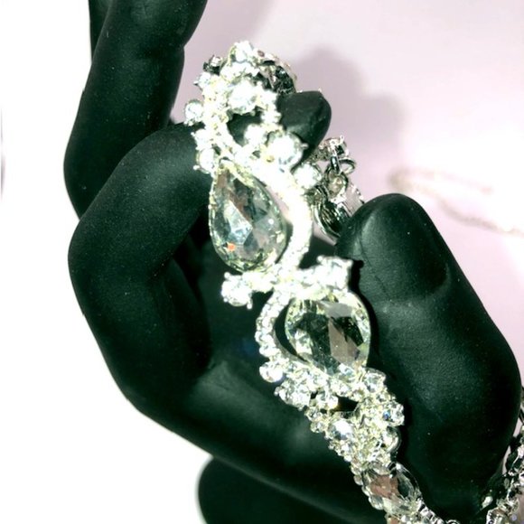 3-Piece set necklace bracelet earrings Miraculous Garden set NIB - Picture 5 of 15